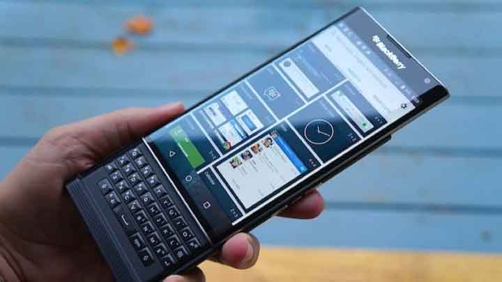 BlackBerry OS devices will terminate service support, and the BlackBerry in hand is "useless"